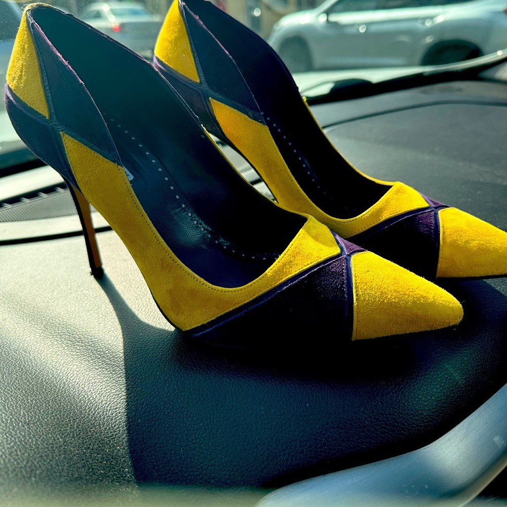 Manolo Blahnik NELLA 105 BB Yellow Purple Suede Pumps Heels
